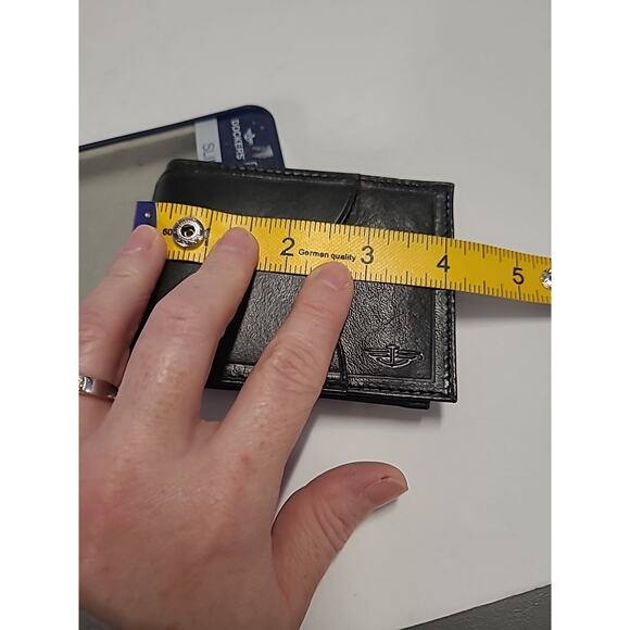 Dockers Mens Leather BiFold Wallet Slim Black Retro W/Case NEW Slim Fold - Picture 9 of 11